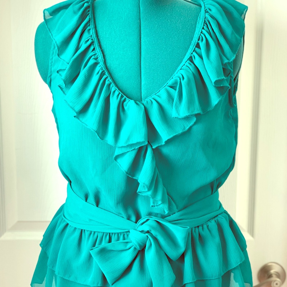 Beautiful business casual turquoise top